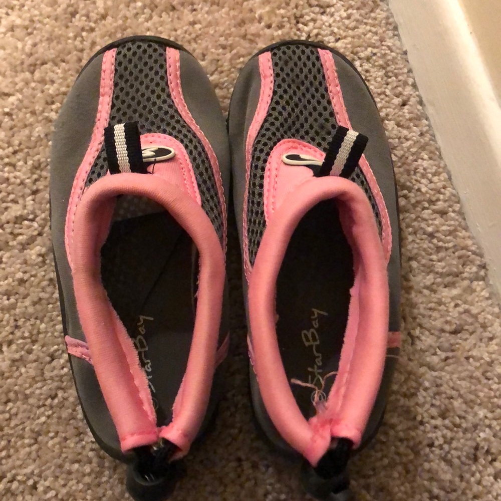 Kids water shoes